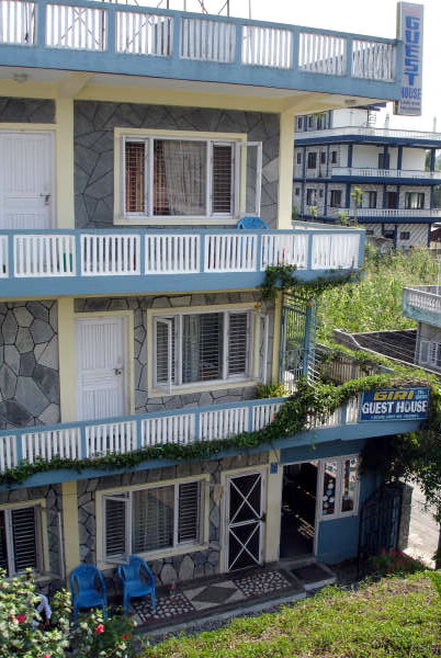Pokhara Nepal Tourist Hotel: Giri Guest House, Lakeside. Travel Guide